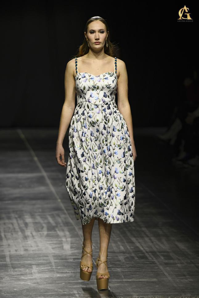 Soft Cotton Midi Dress with Blue and White Floral Print and Flared Skirt
